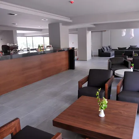 Hotel Oktober Downtown Boutique 3*