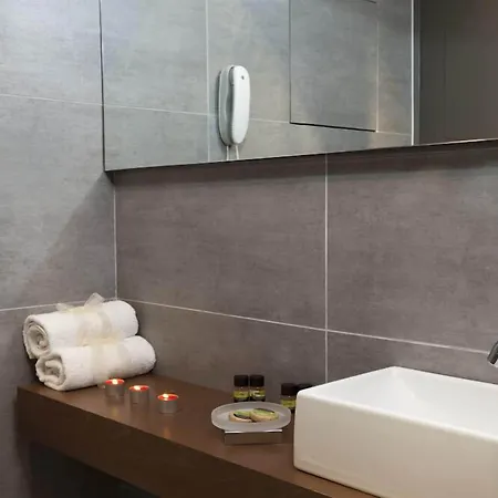 Hotel Oktober Downtown Boutique 3*