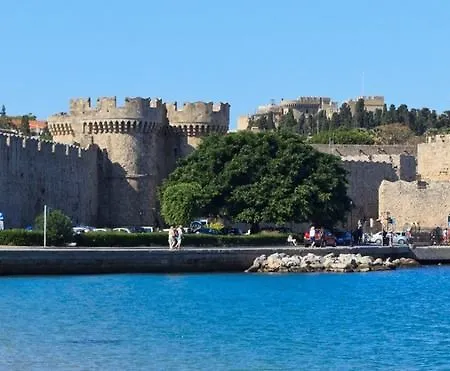 Oktober Downtown Rhodes City