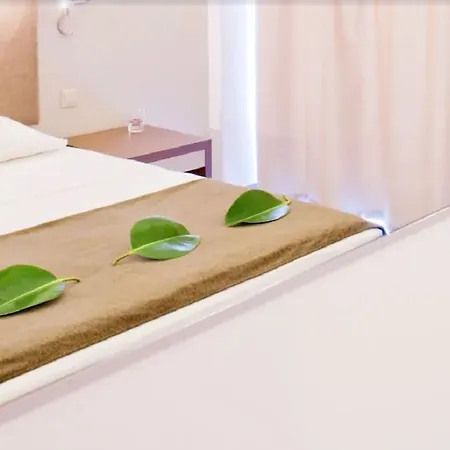 Oktober Downtown Hotel