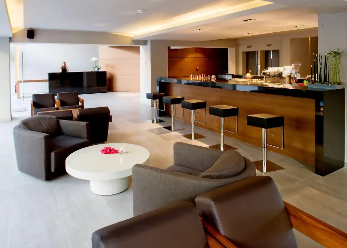 호텔 Oktober Downtown Boutique 3*