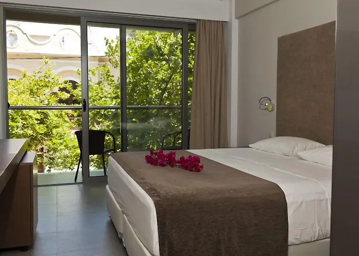 ホテル Oktober Downtown Boutique