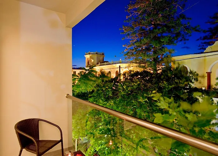 Oktober Downtown Boutique