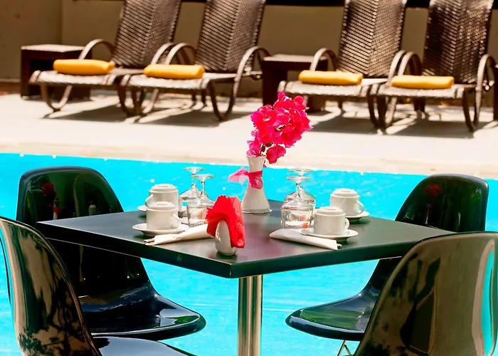 호텔 Oktober Downtown Boutique