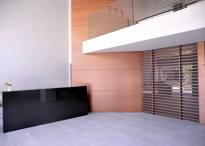 Oktober Downtown Boutique 호텔 3*