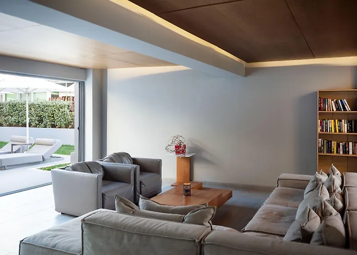 ホテル Oktober Downtown Boutique 3*