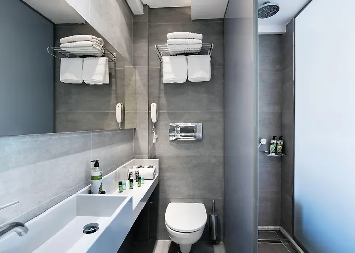 호텔 Oktober Downtown Boutique 3*