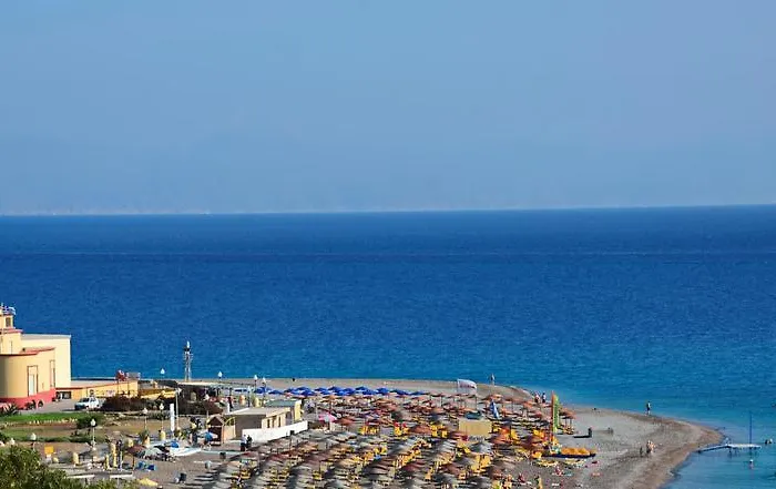 Oktober Downtown Boutique 호텔 3*