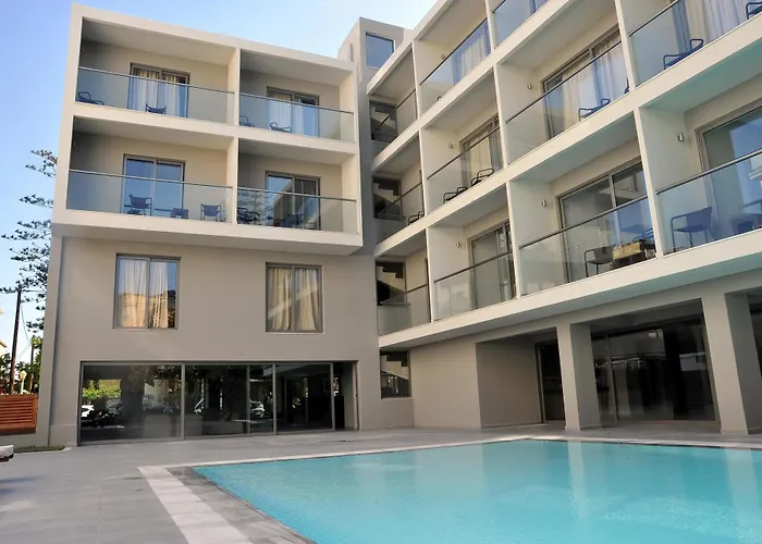 호텔 Oktober Downtown Boutique 3*