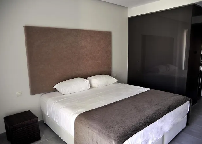 Oktober Downtown Boutique