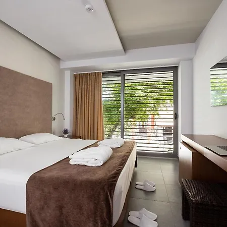 Oktober Downtown Boutique Hotel