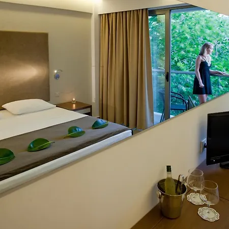 Szálloda Oktober Downtown Boutique Rhodes City